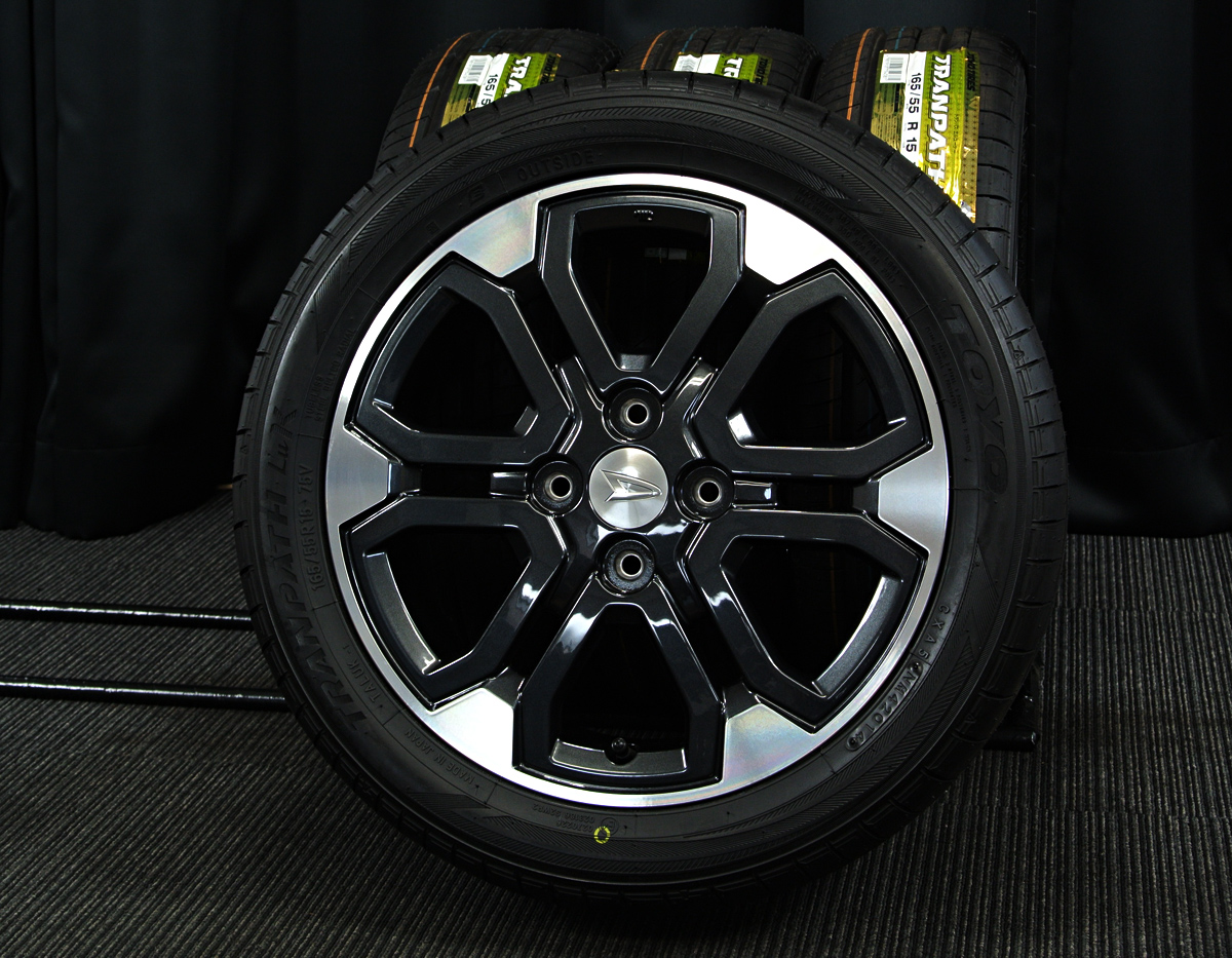 海外製中古 サマータイヤ・純正ホイールセット ダイハツ 165/55R15 4穴 オフセット+45 42611-B2480 ※個人宅あて発送×、その他〇 ラジアルタイヤ