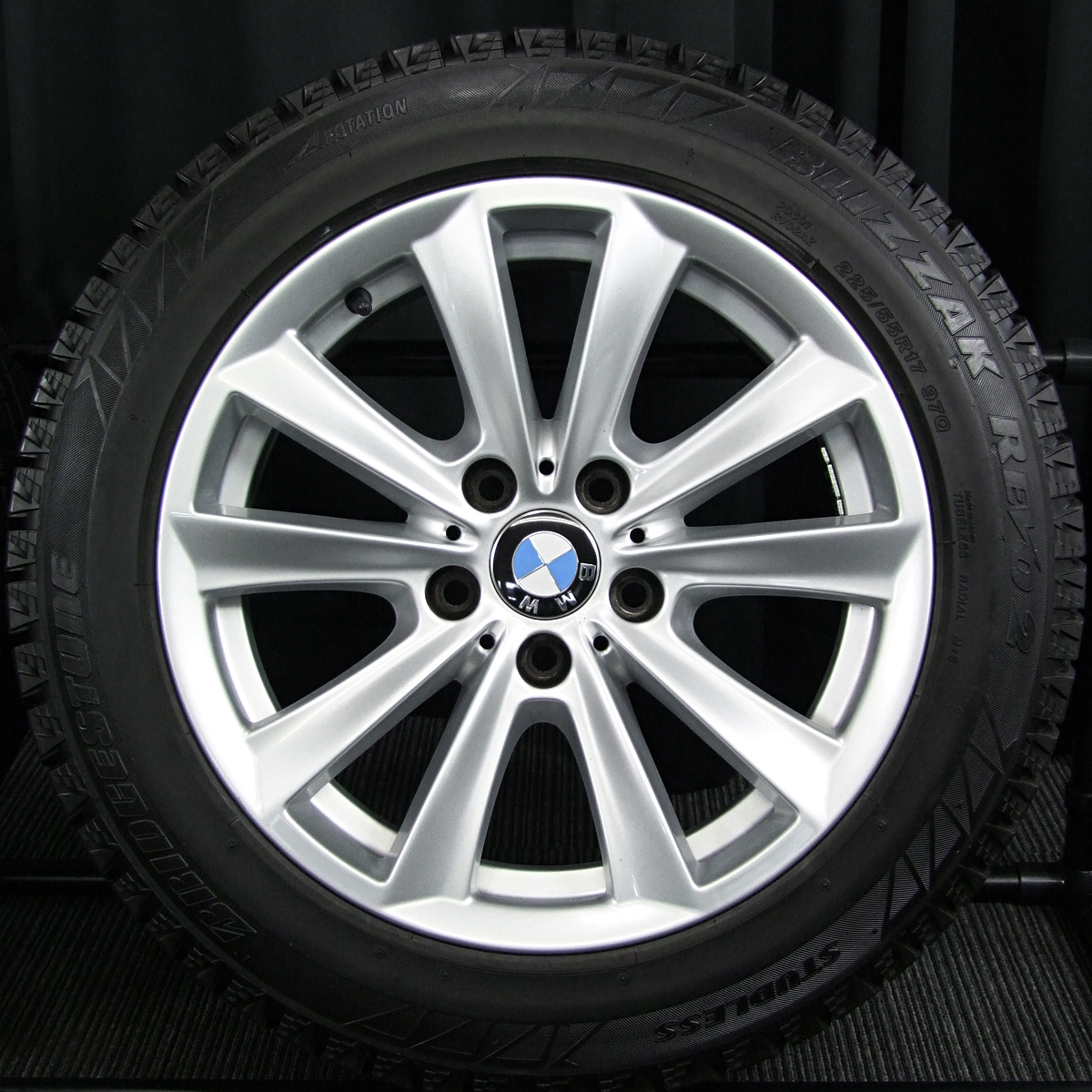 BMW 5-Series (5シリーズ) 純正 17×8J(+30)PCD120-5H シルバー