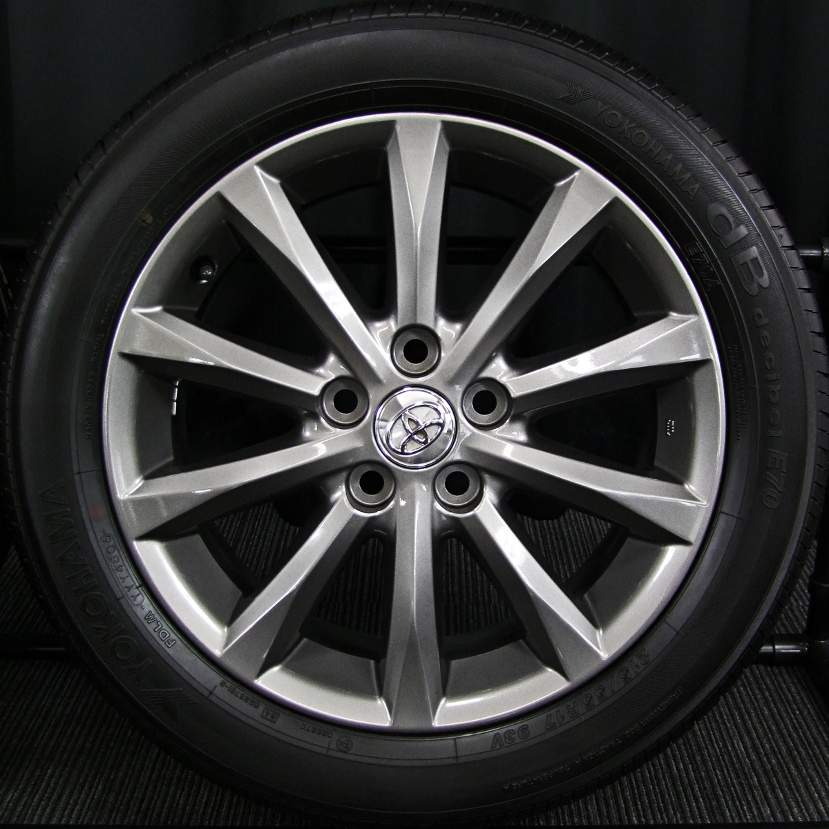 TOYOTA (トヨタ) CROWN ROYAL (クラウンロイヤル) 純正 17×7J(+45 ...