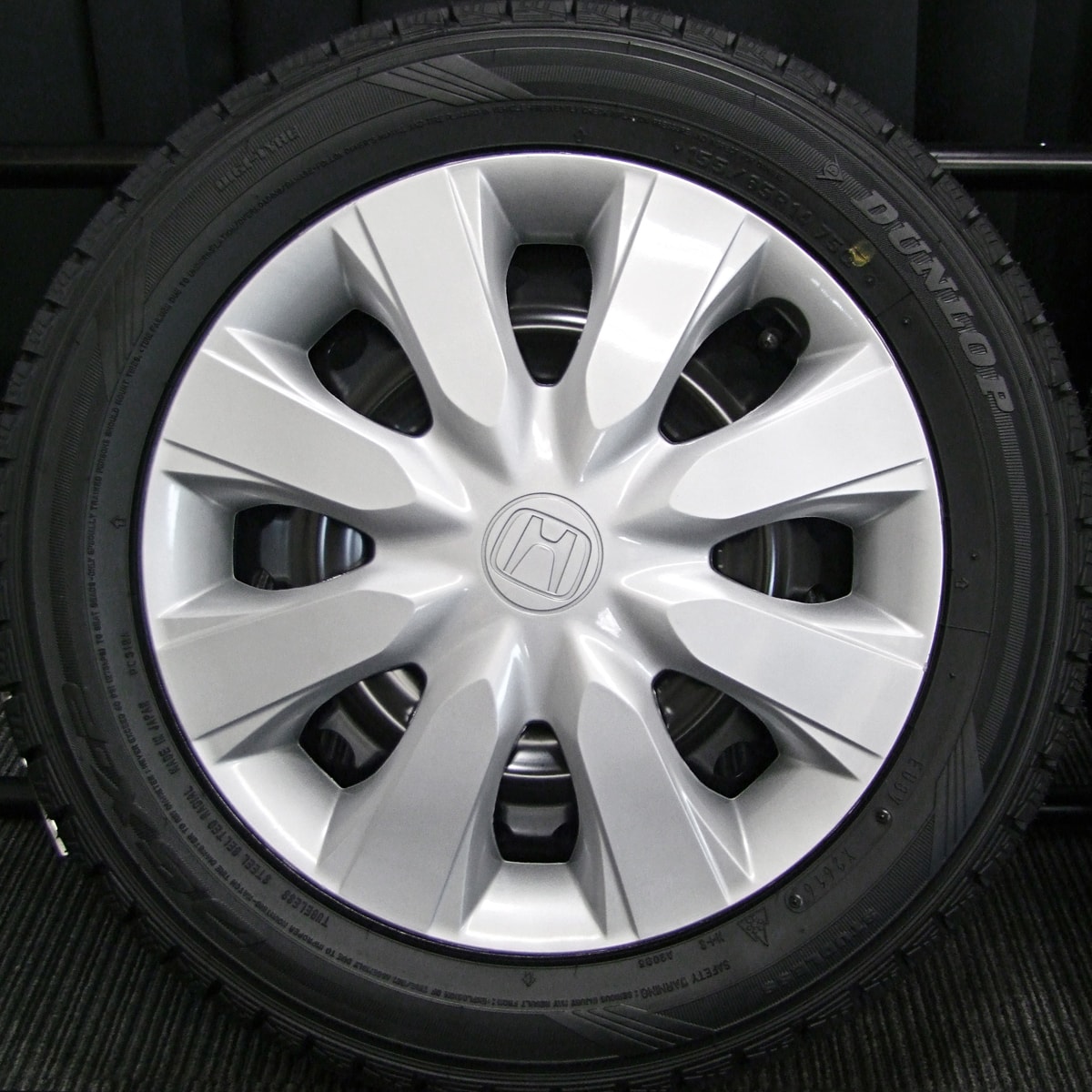 HONDA (ホンダ) N-BOX (Nボックス) 純正 14×4.5J(+40)PCD100-4H 新車外し ブラックスチール DUNLOP  (ダンロップ) DSX-2 新品 155/65R14 スタッドレス タイヤホイール 4本 [14gsw031] | カートレード21