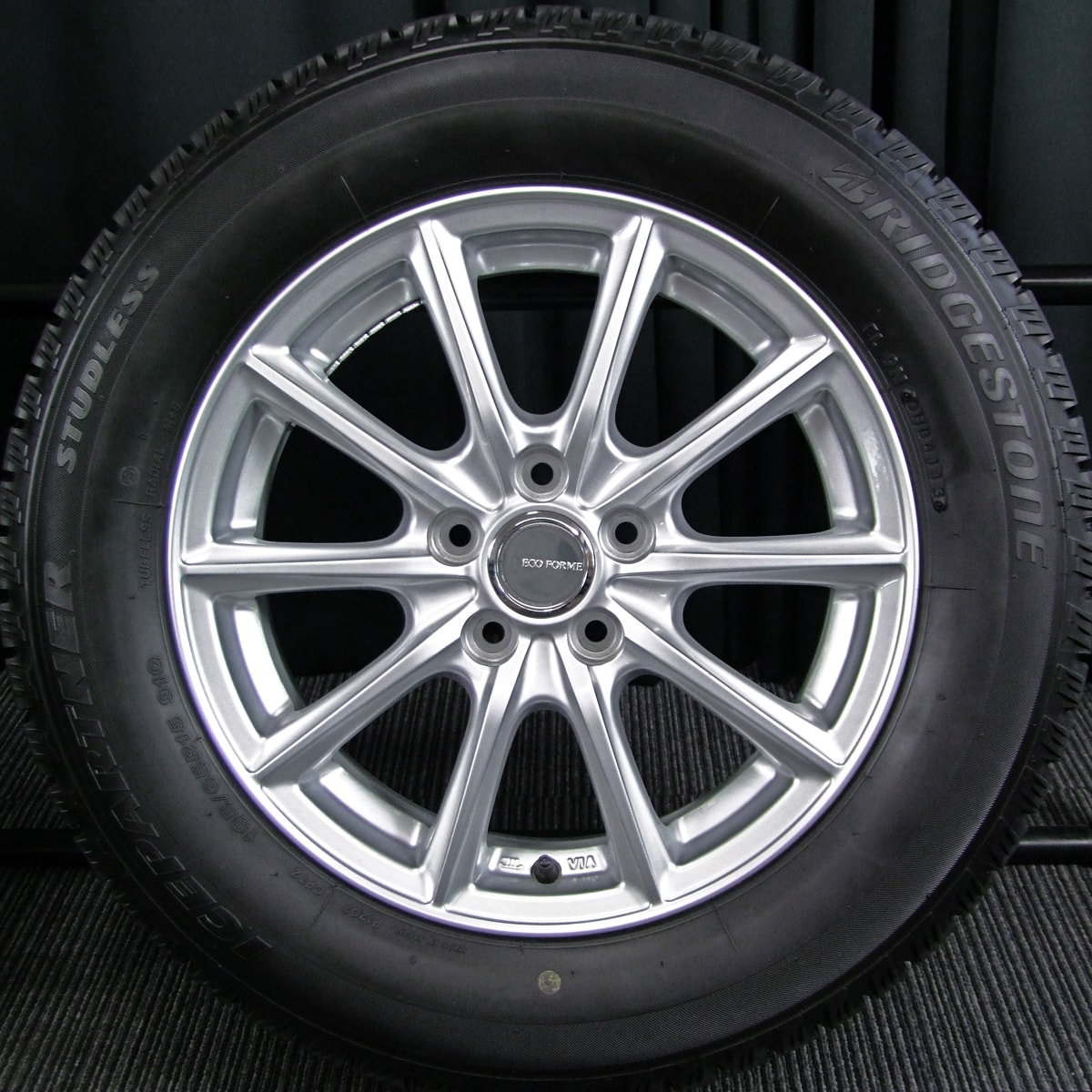 スタッドレス ECO FORME エコフォルムSE-15+ ヨコハマ アイスガード5プラス IG50 [ 225/45R17 ] 8/7.5分山★ IS200 クラウン 等にstwt17