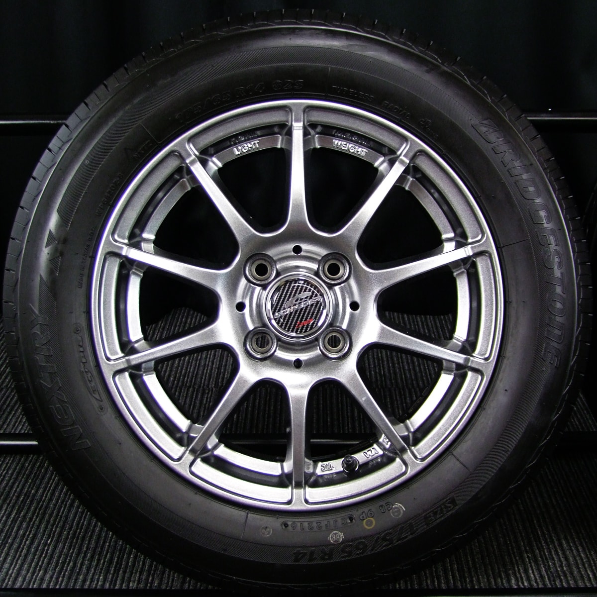 A-TECHシュナイダー 14×6JJ+38 8穴マルチ＆横浜175/65R14-