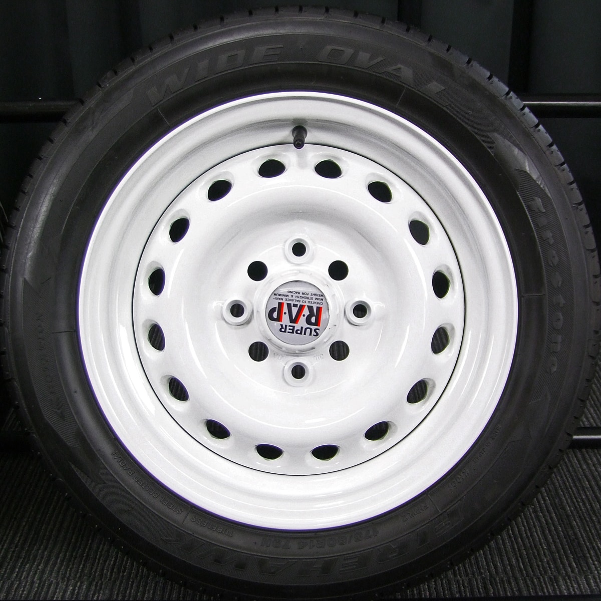 BRIDGESTONE (ブリヂストン) SUPER R.A.P. (スーパーラップ) 14×6J(+38)PCD114.3-4H リペア ホワイト  FIRESTONE (ファイアストン) FIREHAWK (ファイアホーク) WIDE OVAL (ワイドオーバル) 175/60R14 中古 タイヤ ホイール 4本 [14tas029] | カートレード21