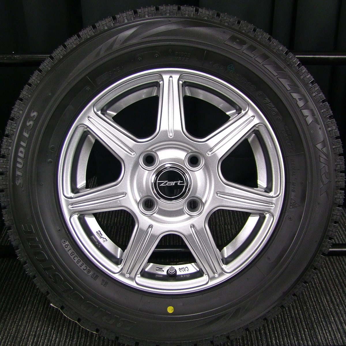 VRX 145/80R13 PCD100 4H ホイール スタッドレスタイヤ