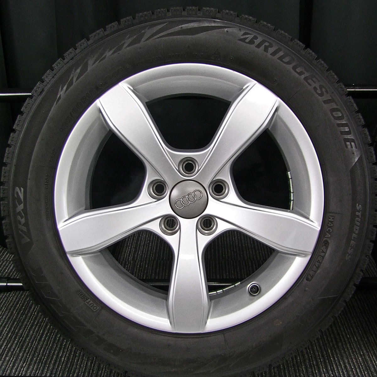 AUDI (アウディ) A1 純正 15×6J(+29)PCD100-5H シルバー BRIDGESTONE ...