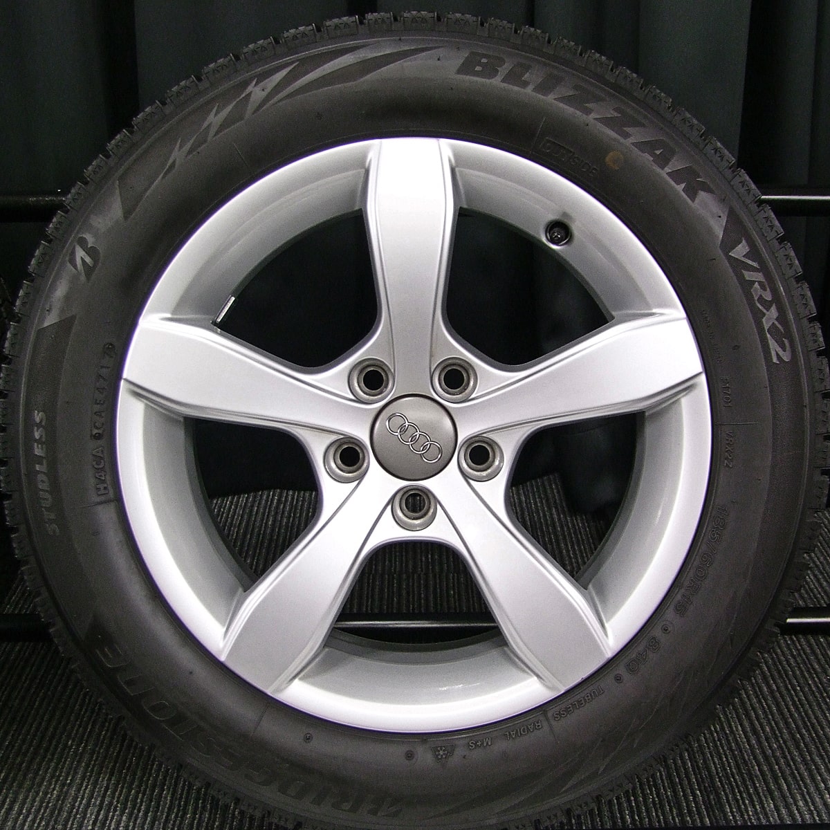 AUDI (アウディ) A1 純正 15×6J(+29)PCD100-5H シルバー BRIDGESTONE ...