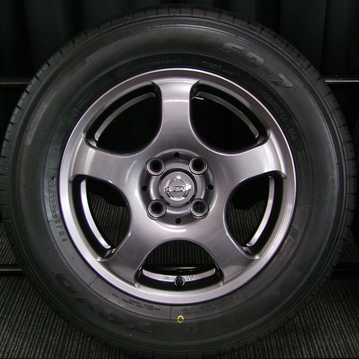 NISSAN (日産) NOTE (ノート) 純正 14×5.5J(+40)PCD100-4H リメイク