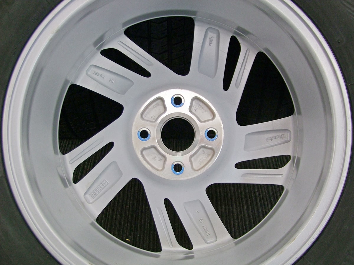 TOYOTA (トヨタ) RIZE (ライズ)・DAIHATSU (ダイハツ) ROCKY (ロッキー) 純正 16×6J(+40)PCD100-4H  新車外し シルバー BRIDGESTONE (ブリヂストン) BLIZZAK (ブリザック) VRX2 新品 195/65R16 スタッドレス  タイヤホイール 4本 [16gaw076] | カートレード21