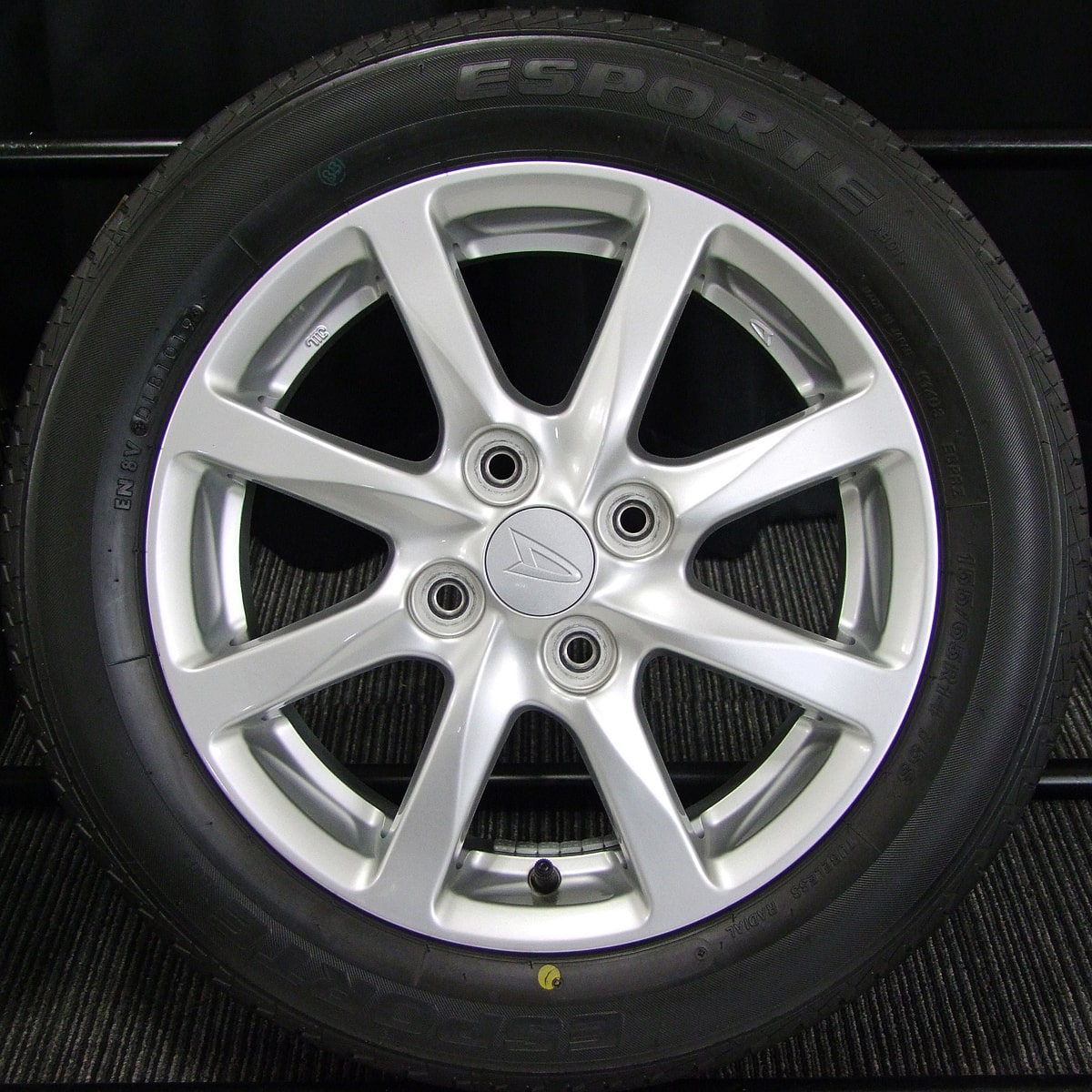 買い付け14インチ　ダイハツ　純正　4.5j 45 100 4h 155/65R14 4本セット ラジアルタイヤ