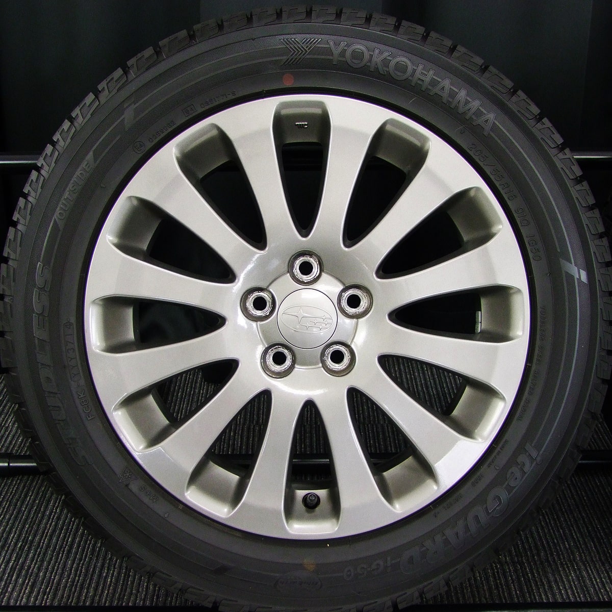 スバルインプレッサ純正16×6.5J+55 PCD100タイヤ205/55R16-